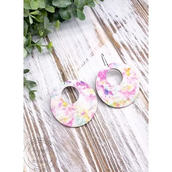Tie-Dye Psychedelic Luna Leather Earring - Picture 1 of 3